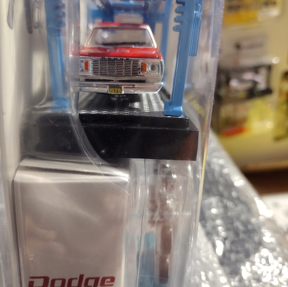 M2 Machines - Picture 2 of 5